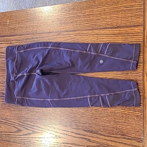 Athleta girl running tights. Capri. - Picture 3 of 6